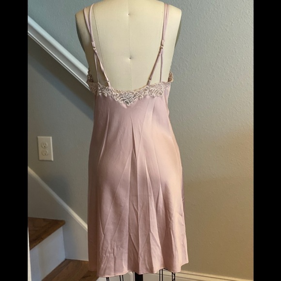 Natori Satin Lace Trim Chemise NWOT Rose/Ivory​​​​​​​​​ - Picture 4 of 12